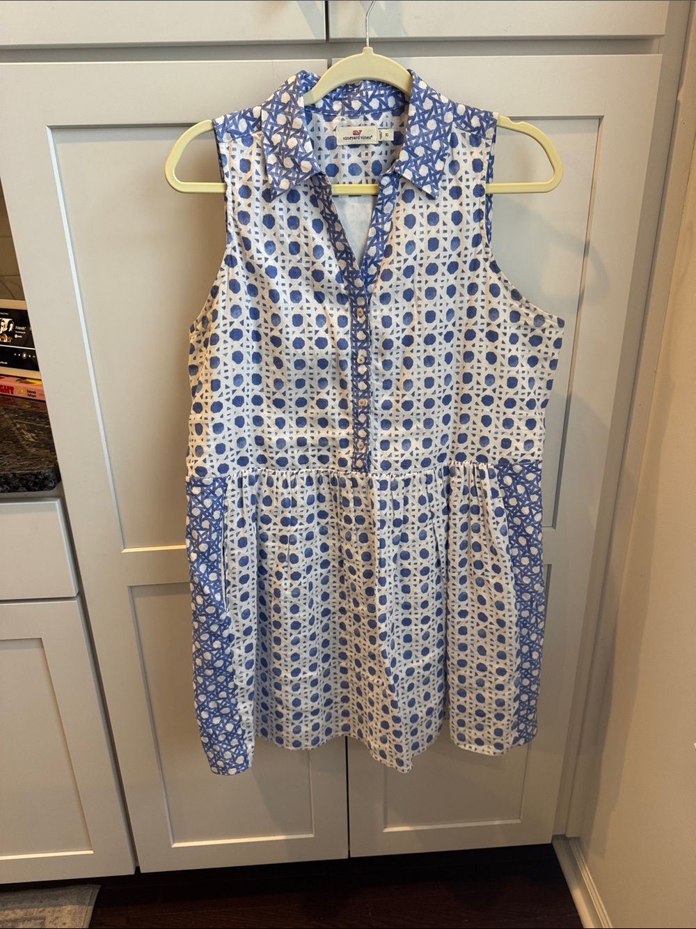 Vineyard Vines Blue and White Sleeveless Printed Sundress